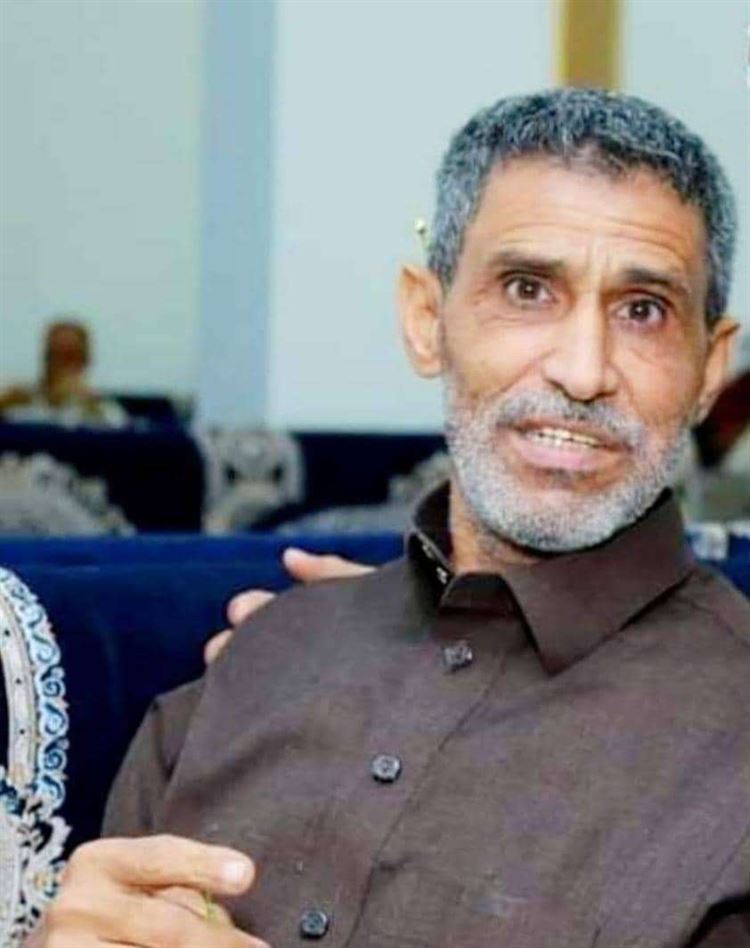 مدير عام شرطة محافظة البيضاء يعزي في وفاة الاخ صالح الحميقاني