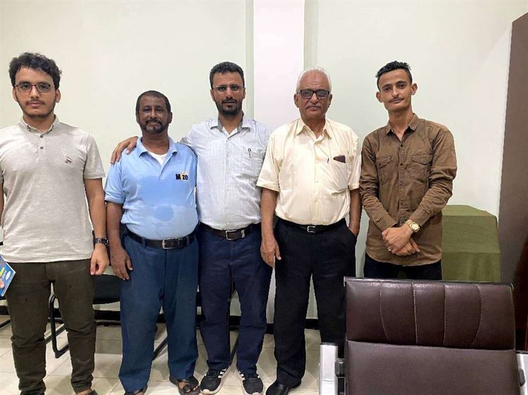 اتحاد طلاب جامعة عدن يلتقي عميد كلية الاقتصاد والعلوم السياسية ويناقش معه خطط الاتحاد لهذا العام