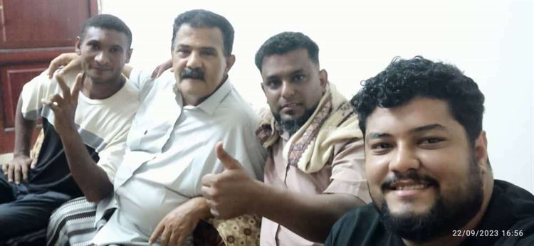 قيادة اتحاد رفع الأثقال تزور الكابتن منير حمود للاطمئنان على صحته