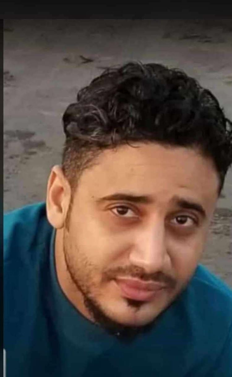 د. الشاعري وكيل وزارة الشؤون الاجتماعية والعمل يعزي الاستاذ سيف عبدالباري مصلح بوفاة ابن عمه