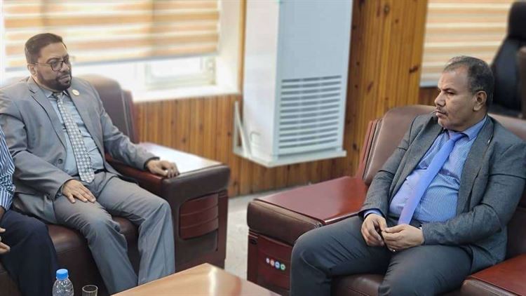 باسليم والعامري يناقشان سبل تطوير العمل بالأجهزة الإعلامية بوادي وصحراء حضرموت