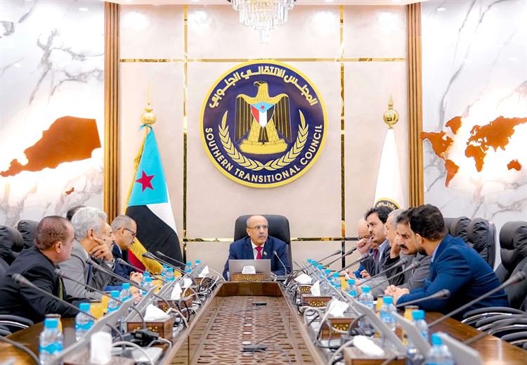 الانتقالي للحكومة والمجلس الرئاسي: يجب اتخاذ خطوات جديّة لمنع افتعال أزمات جديدة بعد أزمة الكهرباء