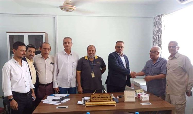 مدير عام التواهي يترأس لقاء تشاوري لمناقشة التفاصيل حول مشروع إعادة ترميم المباني التاريخية القديمة بالمديرية