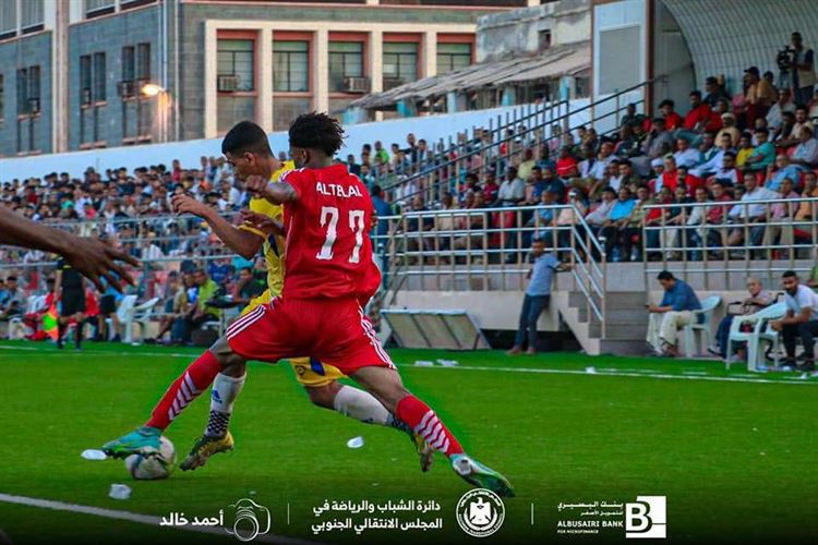 بالفوز على الشعلة.. التلال ينفرد بصدارة دوري عدن الممتاز