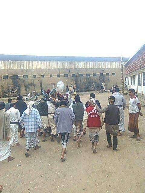 ا-نتحار معلم في صنعاء.. ووفاة مختطف قضى داخل سجون الحو.ثي