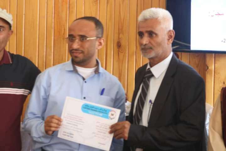 مدير عام جمرك شحن يكرم المتدربين في ختام الدورة التدريبية للوقاية الإشعاعية