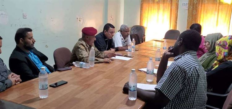 العميد مهدي يناقش مع منسقي الصليب الأحمر الدولي سبل تعزيز الدعم الصحي بالمحافظة