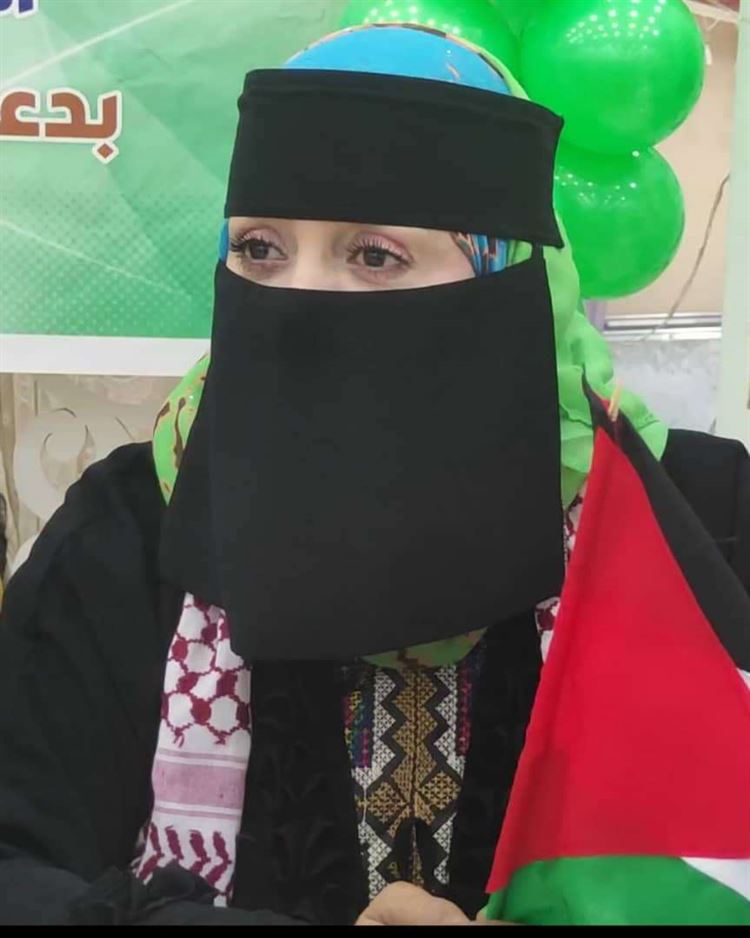 أمين عام اتحاد نساء أبين تحيي جهود الحزام الأمني بالمحافظة لمكافحة آفة المخدرات