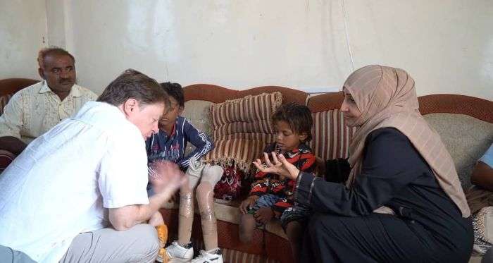 ممثل مفوضية الأمم المتحدة يواصل جولته جنوب الحديدة