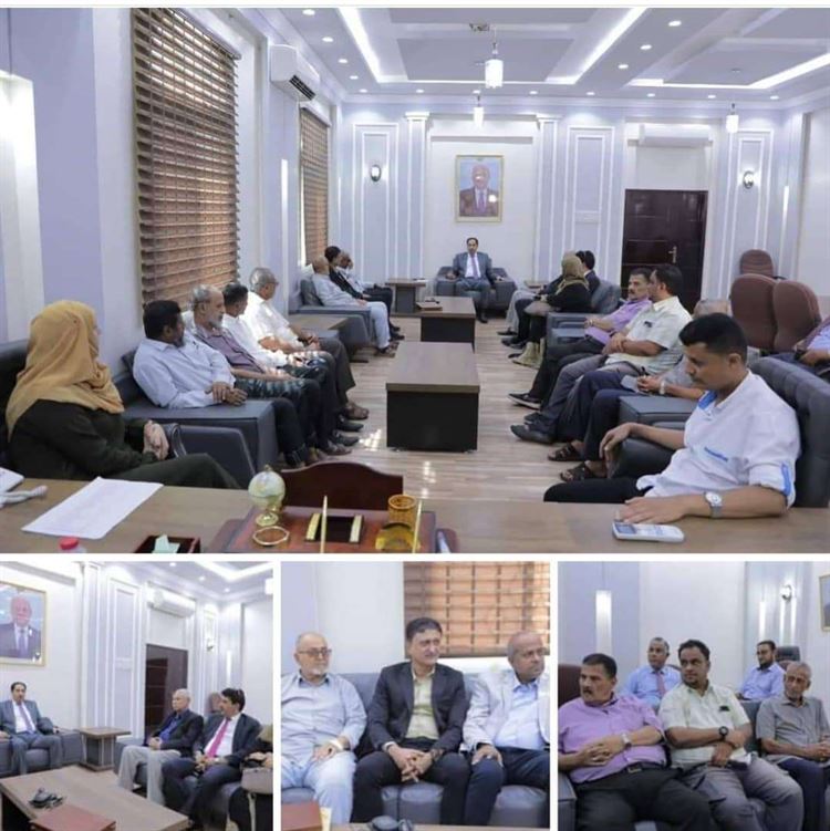 الوزير البكري يناقش برامج فرع مكتب الوزارة بعدن وخطة العام القادم