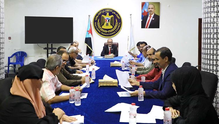 لأول مرة في تاريخها ..قيادة الانتقالي تٌقر بوجود تجاوزات امنية في عدن وتدعو لمعالجتها