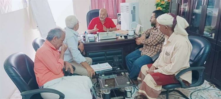 الصعو يلتقي مدير عام مديرية المقاطرة لبحث إمكانية إعداد المسح الأولي لجبل أراف والجلوس مع المجتمع المحلي