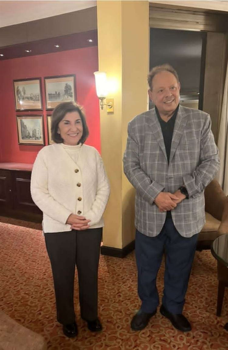 الرئيس علي ناصر محمد يجري زيارة الى سوريا