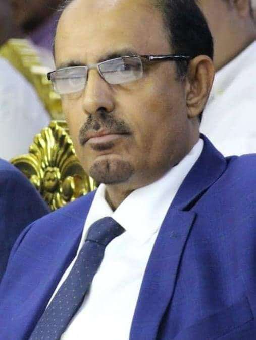محافظ حضرموت يعزي في وفاة الشيخ سعيد باوزير وسالم بن ناصر الهاجري