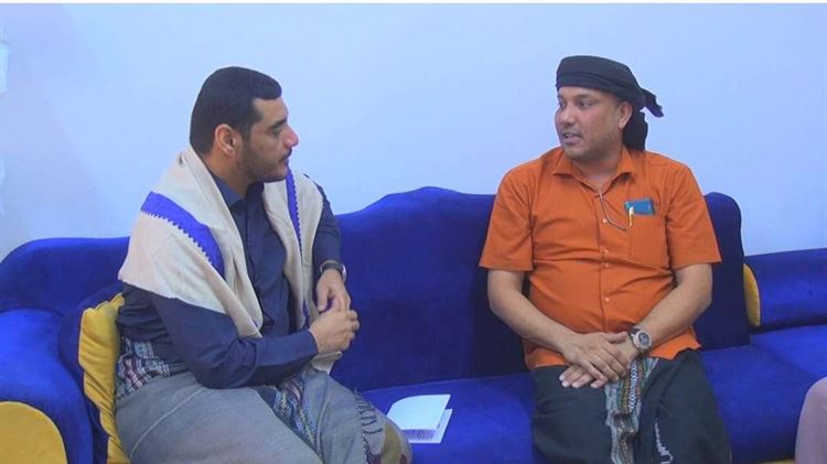نائب رئيس هيئة التشاور والمصالحة في زيارة لإدارة التربية والتعليم بمديرية القطن.
