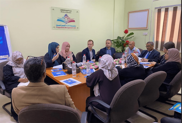 وزارة التربية والتعليم بعدن تعقد اجتماعا بالشركاء المنفذين لمشروع استعادة التعليم والتعلم