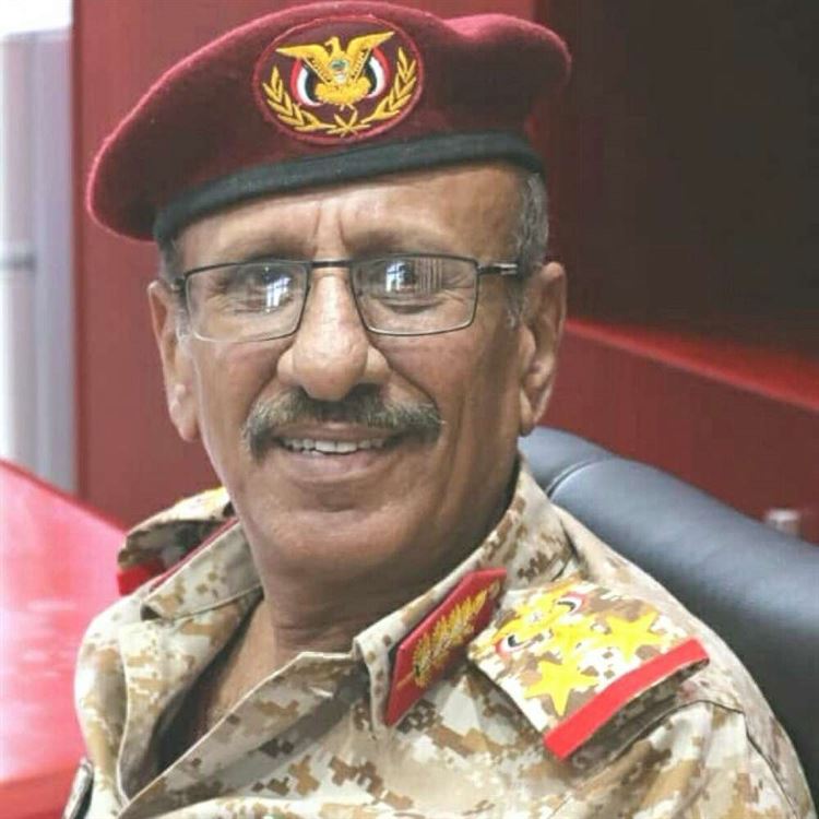 وكيل وزارة الداخلية اللواء الدكتور عاطف يعزي في وفاة العميد شمس الدين البكيلي