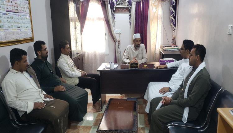 رئيس مؤسسة وادي دوعن للتنمية يلتقي بمدير  مؤسسة أمان للتنمية