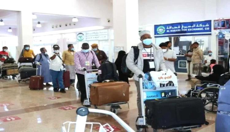 المنافذ الجوية والبرية  لبلادنا تسجل وصول ومغادرة 11356 مسافراً