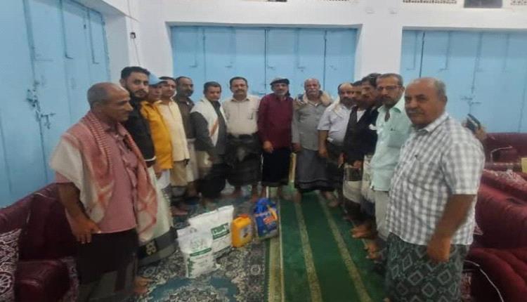 جمعية أبناء حالمين - عدن تدشن مشروع السلل الغذائية وتشيد بجهود الداعمين