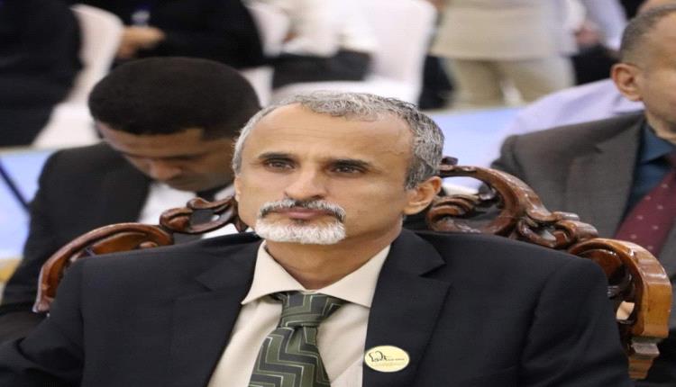 ادارة مستشفى أحور توجه رسالة شكر للبروفيسور د.الشبحي وكيل وزارة الصحة العامة والسكان 