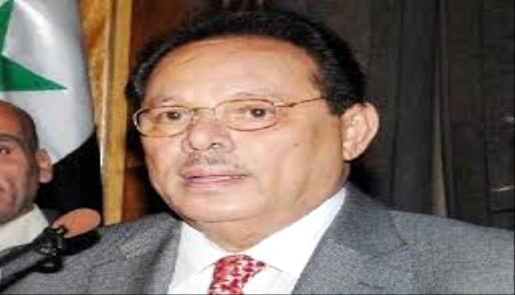 الرئيس علي ناصر محمد يبعث برقية عزاء ومواساة إلى محافظ لحج اللواء أحمد عبدالله تركي بوفاة ولده 