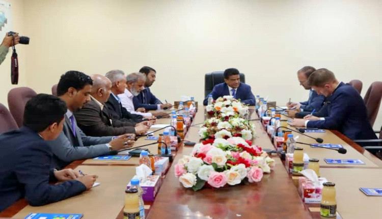وزير النفط والمعادن يستقبل فريق المبعوث الخاص للأمين العام للأمم المتحدة 