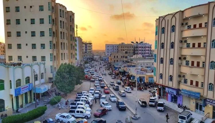 فريق طبي بالمهرة ينجح في معالجة طفلة من تشوه بالجمجمة(صورة)

