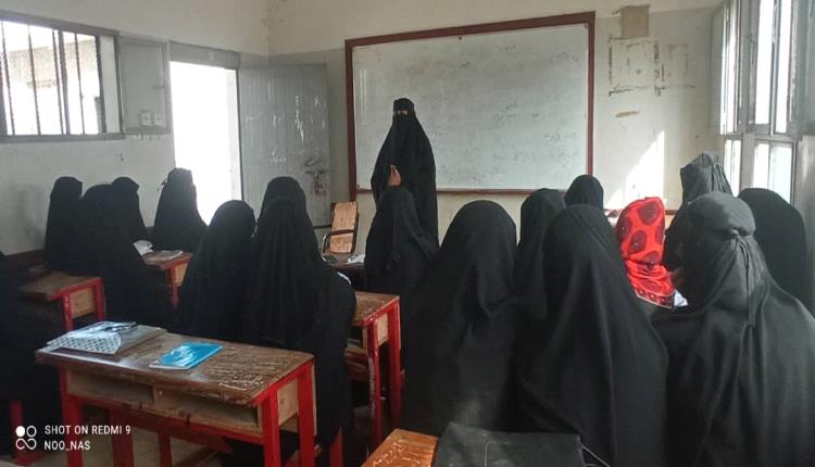 جمعية بئر الشيخ  تقيم  توعية حول ظاهرة التسرب من المدرسة للفتيات