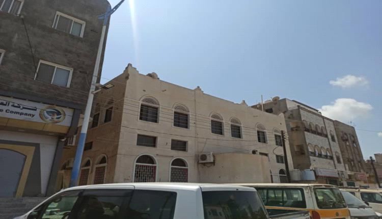 غدا خطباء وائمة المساجد بأبين سيتناولون في خطبهم ظاهرة اطلاق الاعيرة النارية