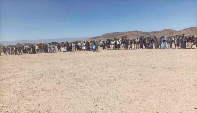 وفد قبلي وعسكري من مأرب يصل أبين لتقديم واجب العزاء لقبائل "ال سالم" 
