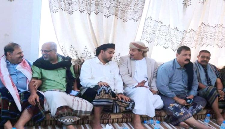 رئيس وأعضاء اللجنة التحضيرية لحلف قبائل حضرموت يوجهون التعازي بوفاة الشيخ سعيد العكبري