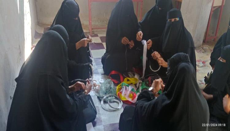 جمعية الاستقلال الإجتماعية التنموية تنفذ دورة اكسسوار للبنات في خنفر