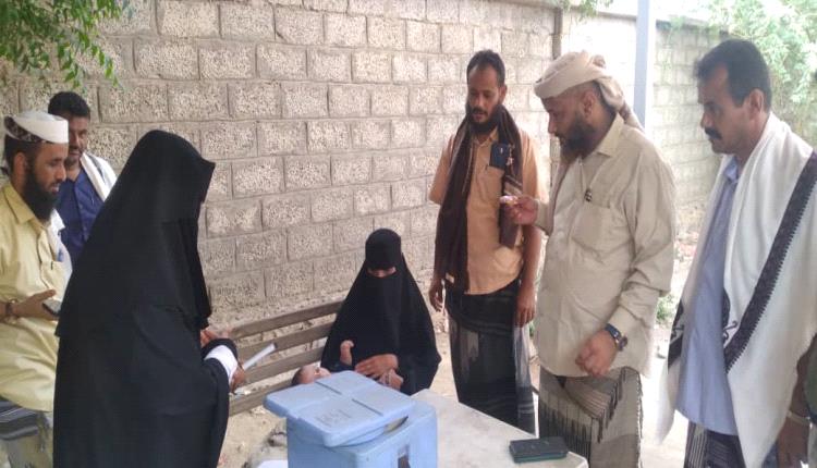 لحج .. بدء حملة تطعيم الاطفال بطورالباحة 