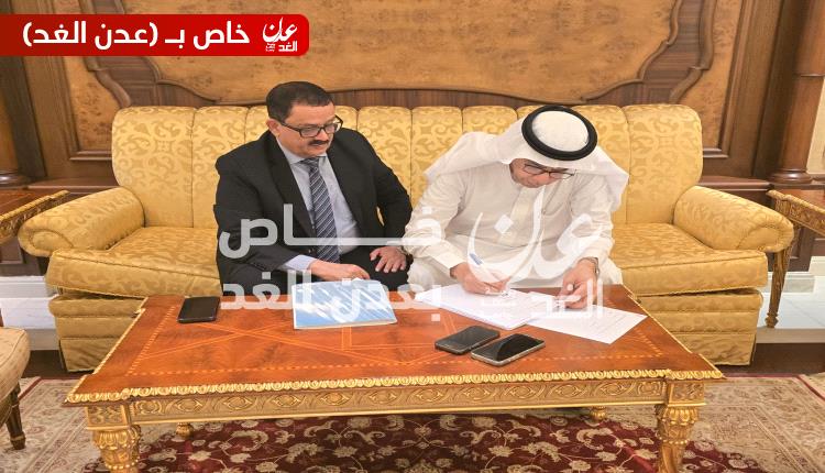 قيادة طيران اليمنية  توقع اتفاقية تاريخية هي الاضخم : شراء 8 طائرات جديدة دفعة واحدة