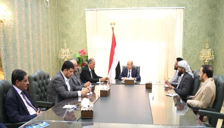 مجلس القيادة الرئاسي يناقش تطورات الاوضاع المحلية 