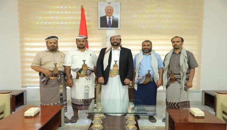 العرادة يعلن فتح طريق  مأرب - البيضاء - صنعاء
