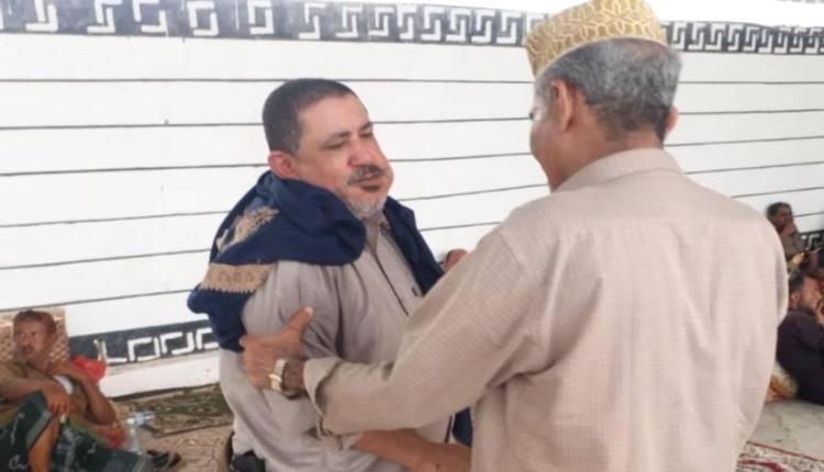  اديب العيسي يقوم بزيارة الفريق الركن محمود الصبيحي للاطمئنان على صحته
