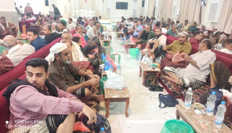 قاعة عدن مول تشهد عزاء فقيد الوطن الشيخ محسن محمد بن فريد