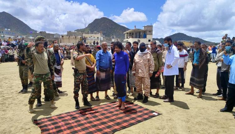 أبين.. تنفيذ حكم الإعدام بحق الجاني عمر محسن هرهرة بيافع رصد