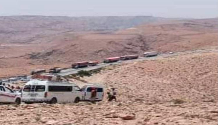 اغلاق الخط الدولي بين المكلا وسيئون