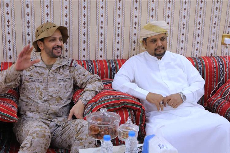 رئيس جامعة المهرة يستقبل قائد قوة الواجب (804) في زيارة عيدية