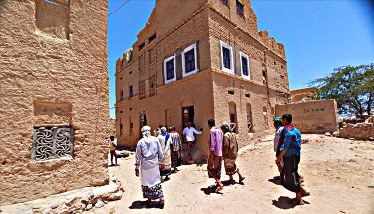 زيارات عيدية لأعضاء اللجنة المجتمعية للشخصيات الاجتماعية بميفع