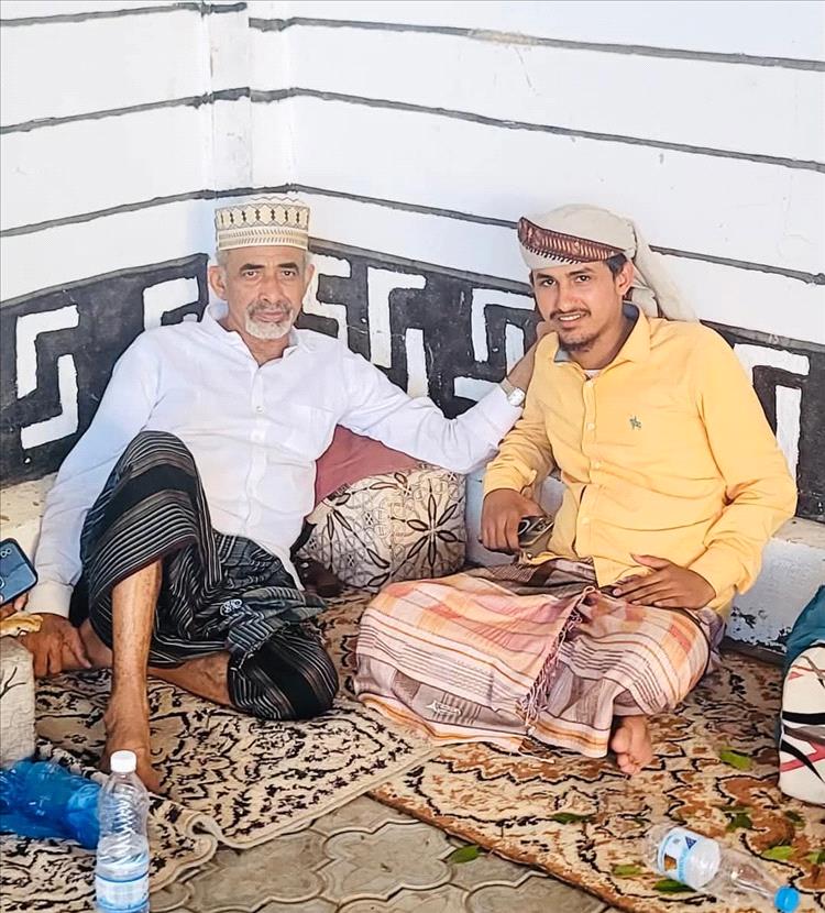 شيخ مشايخ شباب الصبيحة يزور الفريق الركن محمود الصبيحي