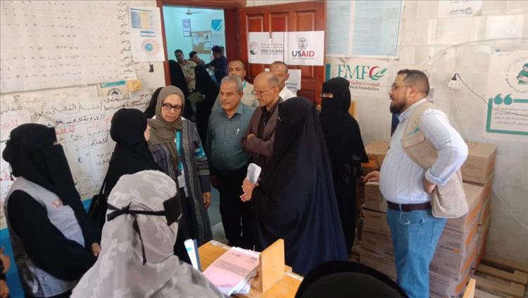 نائب صحة لحج ومدير التثقيف الصحي بالوزارة يستقبلان وفد اليونيسيف في مركز الأمومة والطفولة بالحوطة