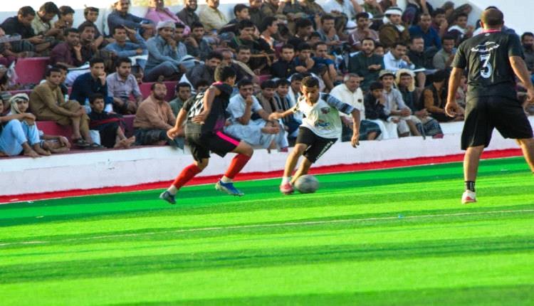 أشبال عتق وشباب عياذ يحجزان مقعديهما في نصف نهائي بطولة شهداء الجنوب الثالثة