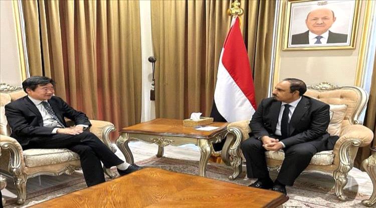 محافظ حضرموت يناقش مع القائم بأعمال السفارة الصينية سبل دعم المشاريع المستقبلية