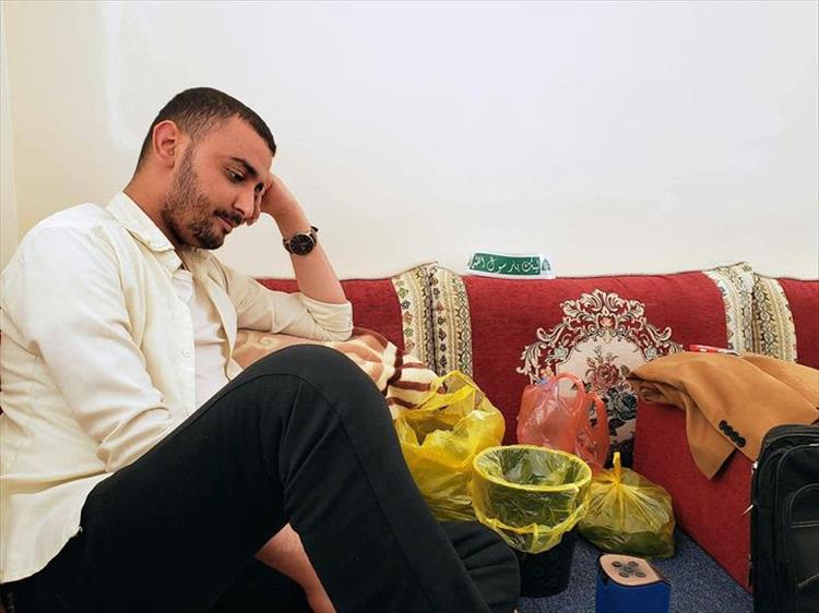 نقابة الصحفيين اليمنيين تطالب بالإفراج الفوري عن الصحفي محمد المياحي