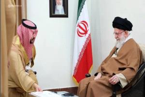 وزير الدفاع السعودي يلتقي المرشد الإيراني ويسلمه رسالة من الملك سلمان