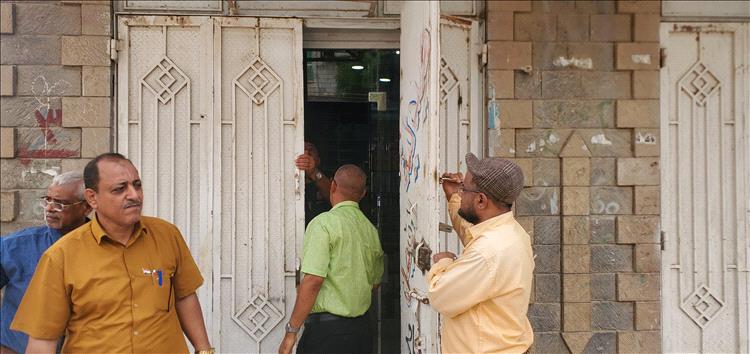 دارسعد.. ضبط مخالفين وإغلاق صيدليات في حملة ميدانية لمراقبة أسعار الأدوية والخدمات الطبية